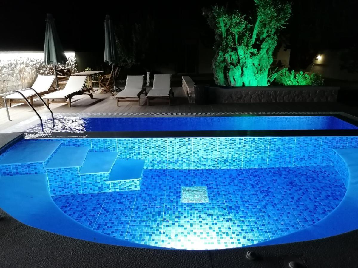 Villa Mata - 600M² With Private Pool And Jacuzzi Kalithies Exterior foto